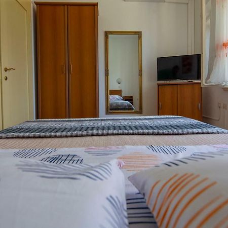 Apartamento Vila Niko Makarska Exterior foto